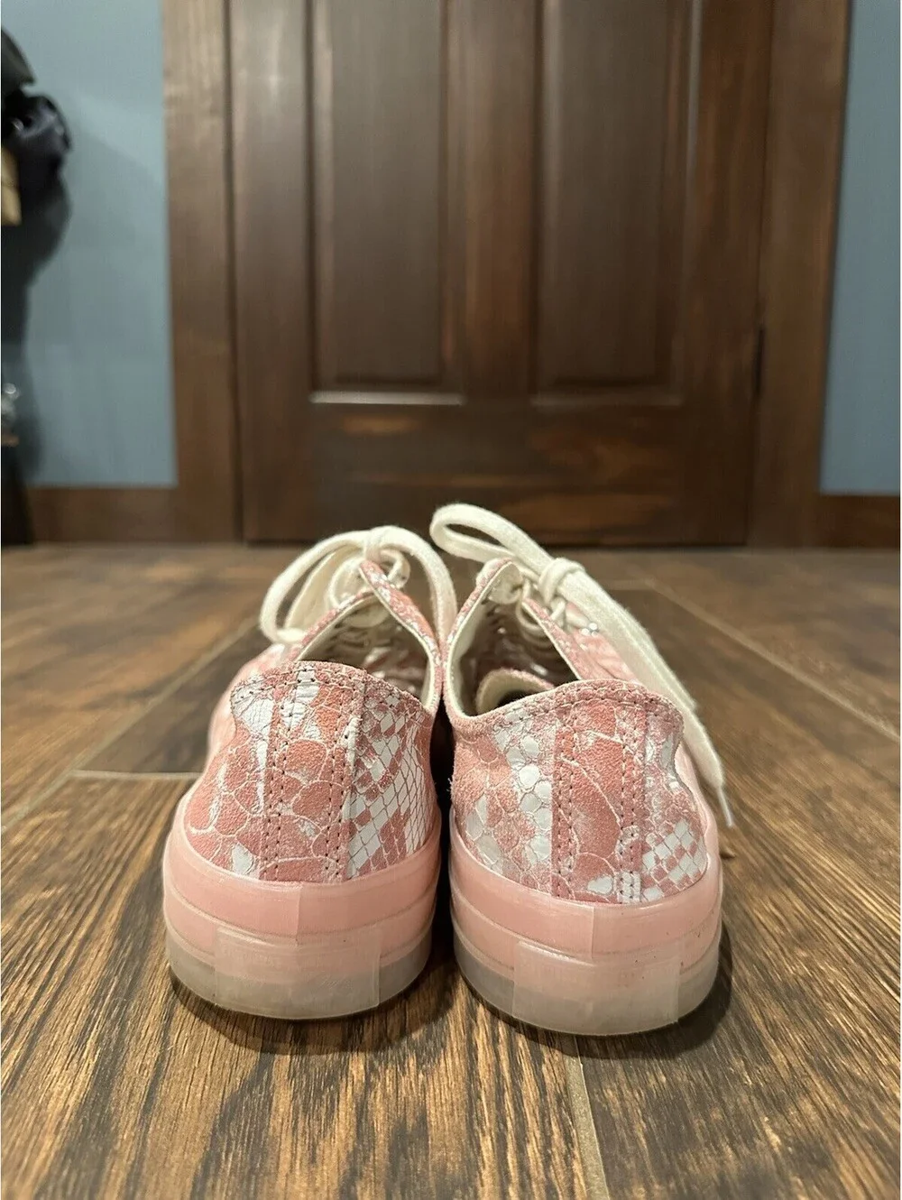 Converse Golf Le Fleur Pink Snake Skin Low Top Sneakers Size 10